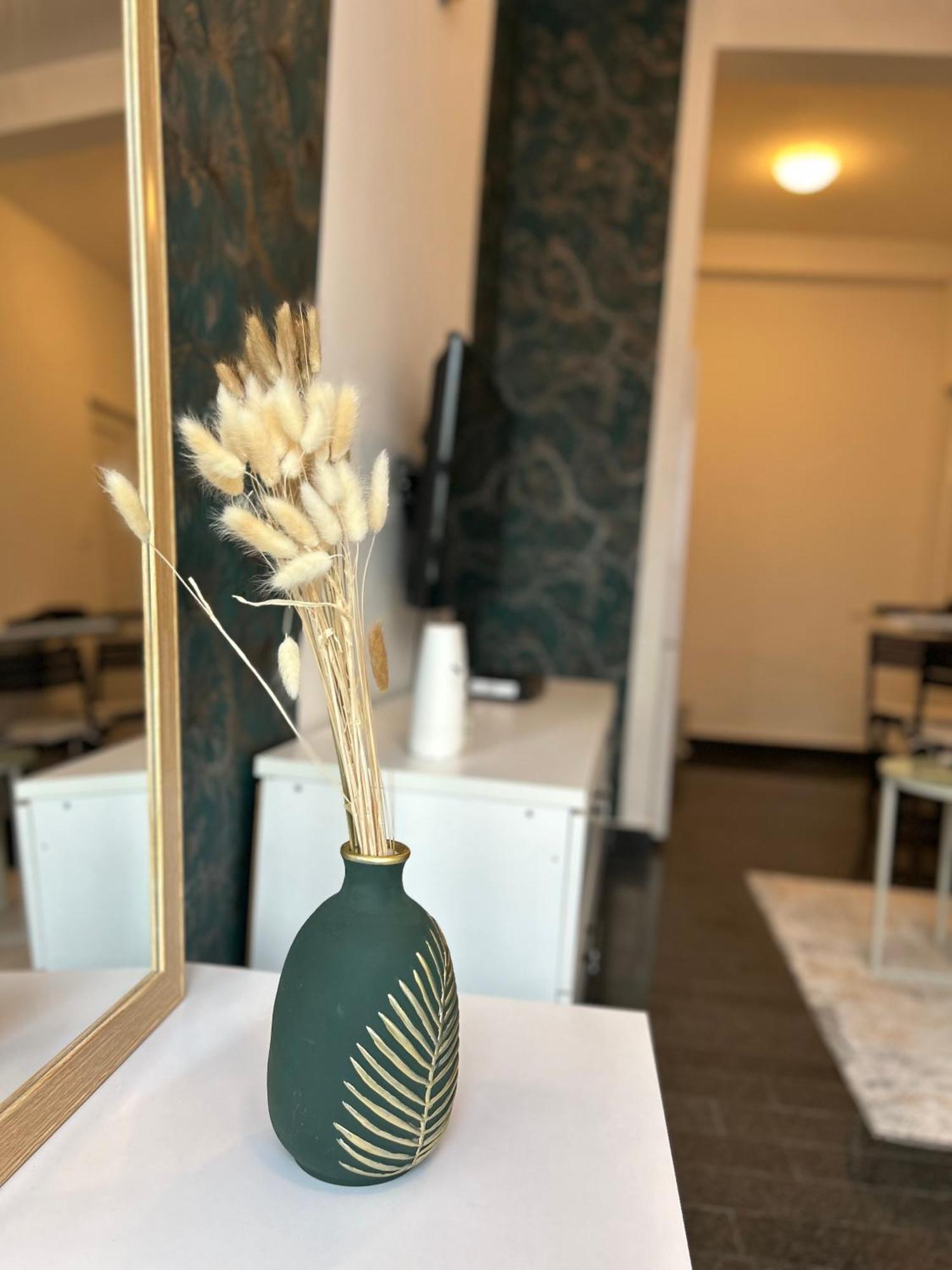 Apartments City Zone Мостар Екстериор снимка