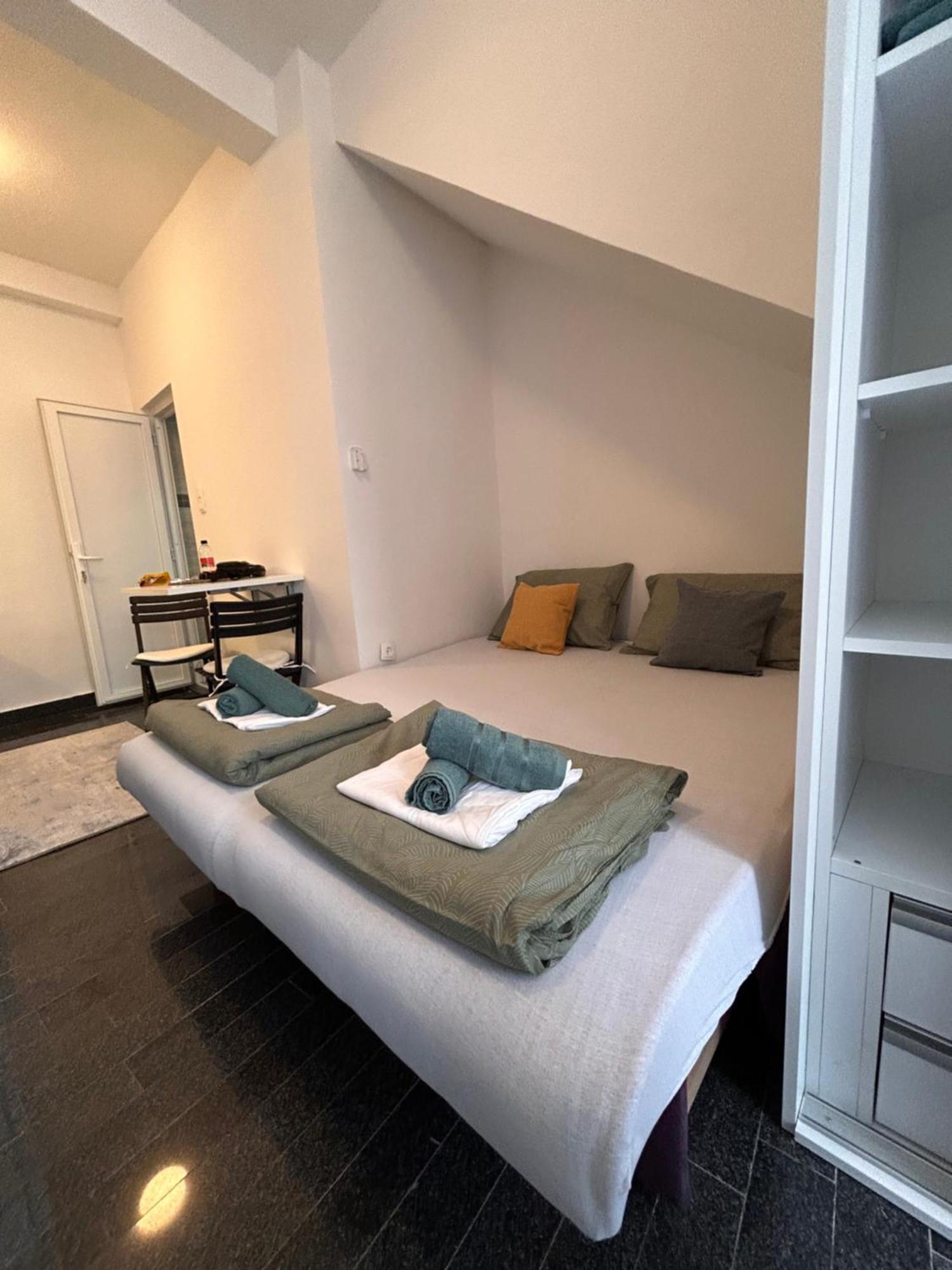 Apartments City Zone Мостар Екстериор снимка