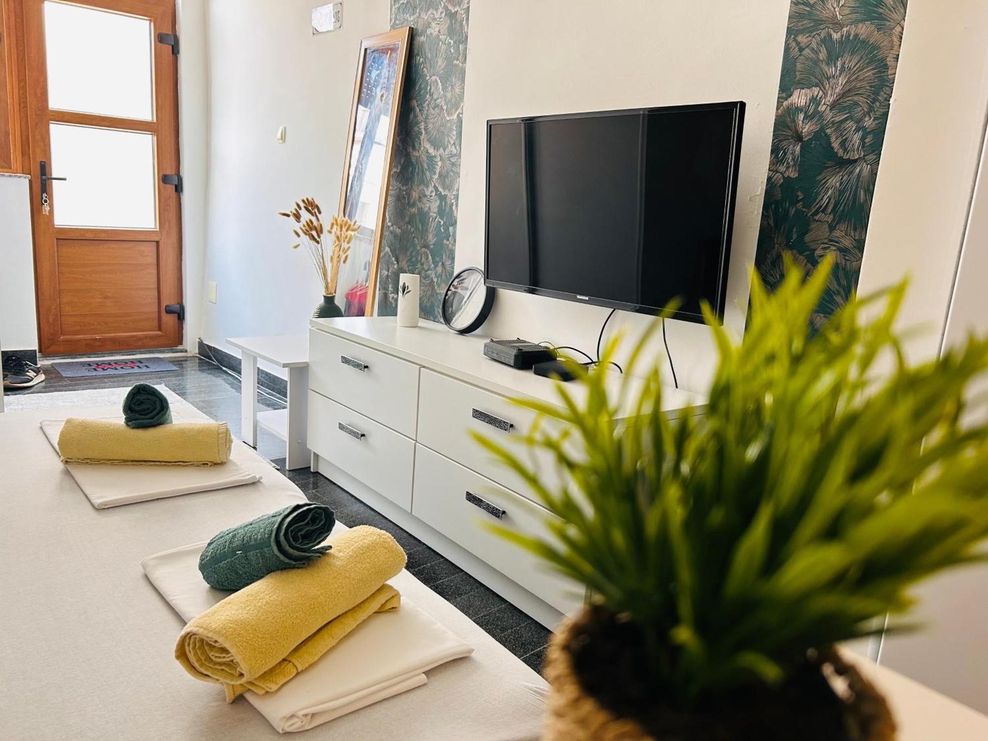Apartments City Zone Мостар Екстериор снимка