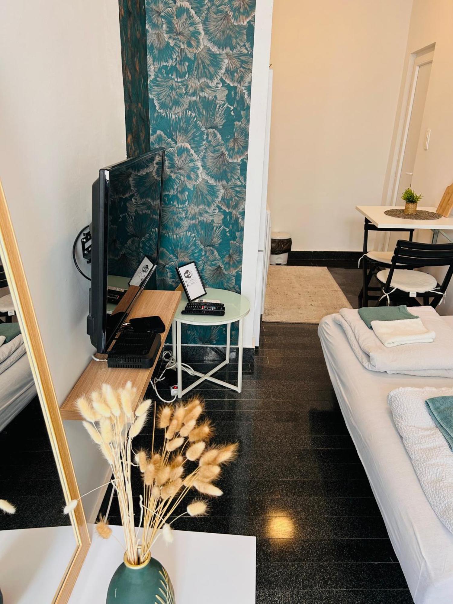 Apartments City Zone Мостар Екстериор снимка